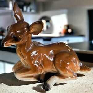 Vintage INARCO Porcelain Deer Doe Made in Japan Figurine Collectible